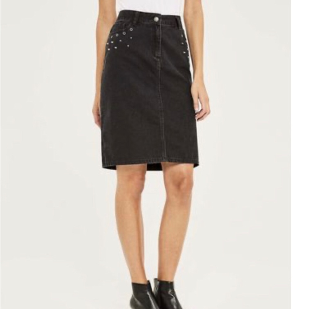 Studded Back Denim skirt